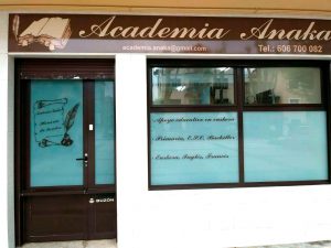 Academia Anaka fachada